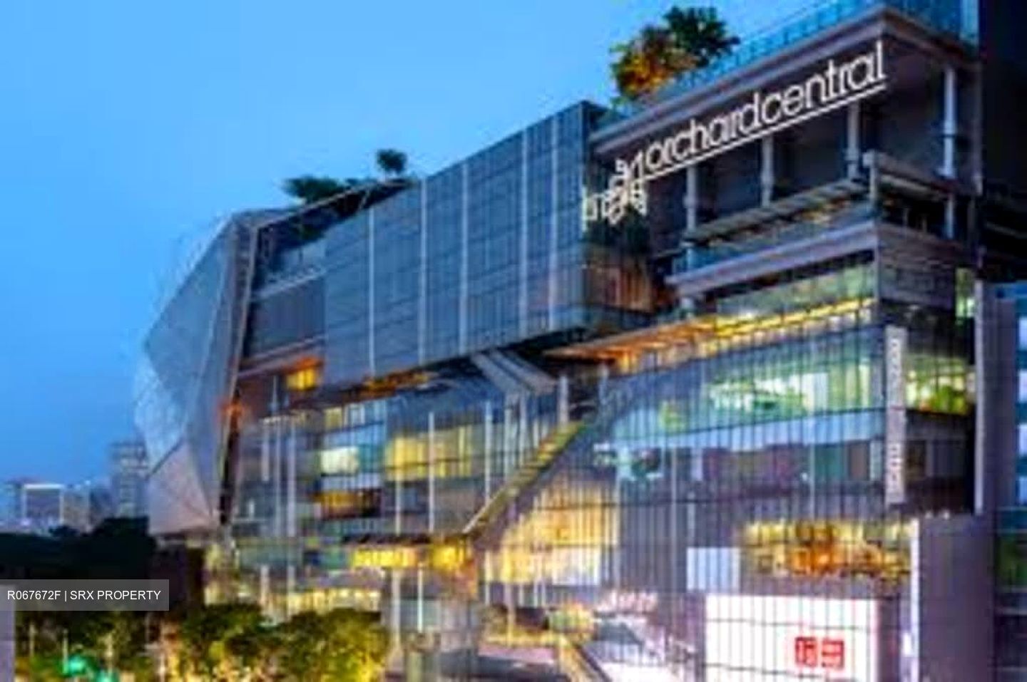 Ion Orchard (D9), Retail #544329421